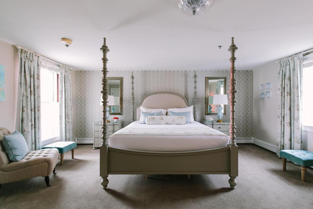 The Bayberry Bed & Breakfast Newport Exterior photo